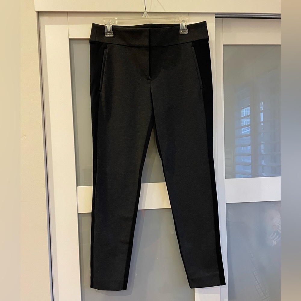 LOFT black and gray dress leggings